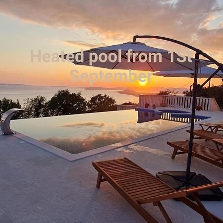 Sea View Luxury Apart Hotel Villa Conte With Swiming Pool And Romantic Spa Podstrana Bagian luar foto