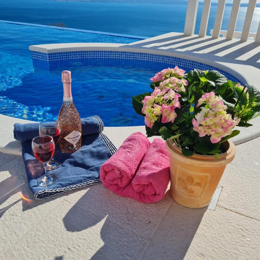 Sea View Luxury Apart Hotel Villa Conte With Swiming Pool And Romantic Spa Podstrana Bagian luar foto