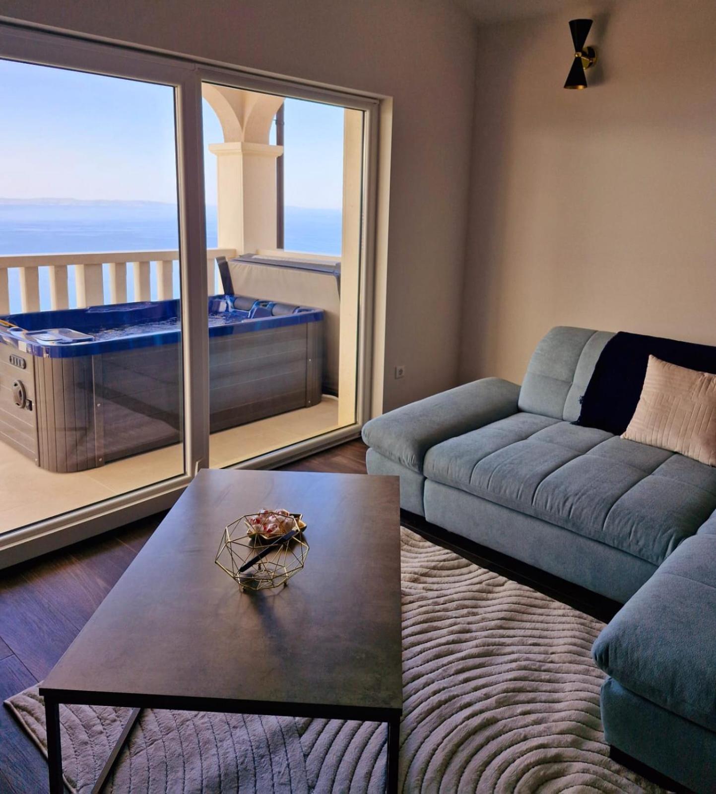 Sea View Luxury Apart Hotel Villa Conte With Swiming Pool And Romantic Spa Podstrana Bagian luar foto