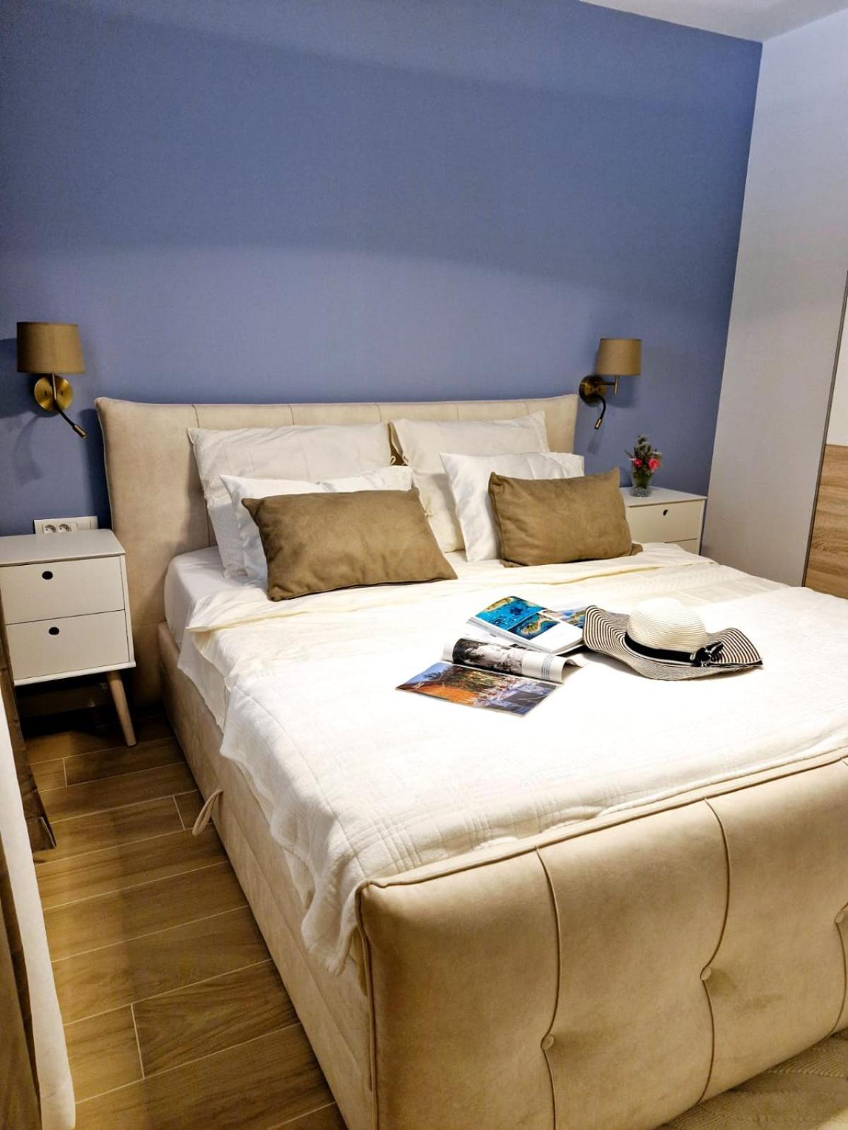 Sea View Luxury Apart Hotel Villa Conte With Swiming Pool And Romantic Spa Podstrana Bagian luar foto