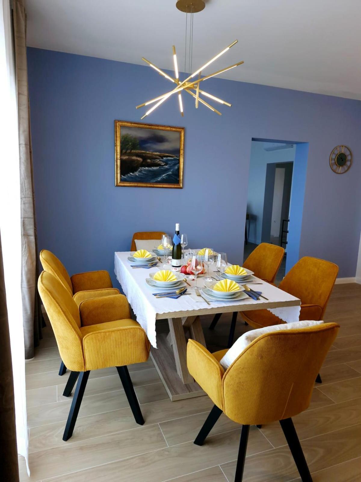 Sea View Luxury Apart Hotel Villa Conte With Swiming Pool And Romantic Spa Podstrana Bagian luar foto