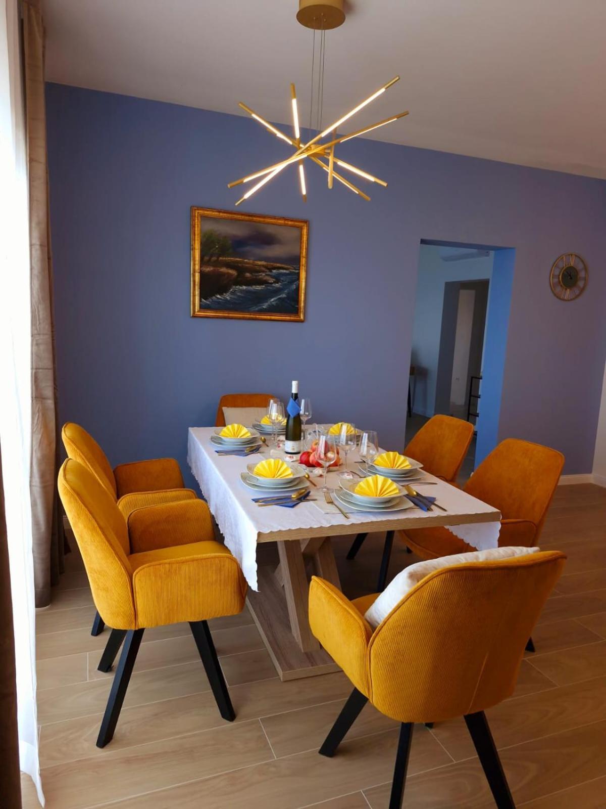 Sea View Luxury Apart Hotel Villa Conte With Swiming Pool And Romantic Spa Podstrana Bagian luar foto