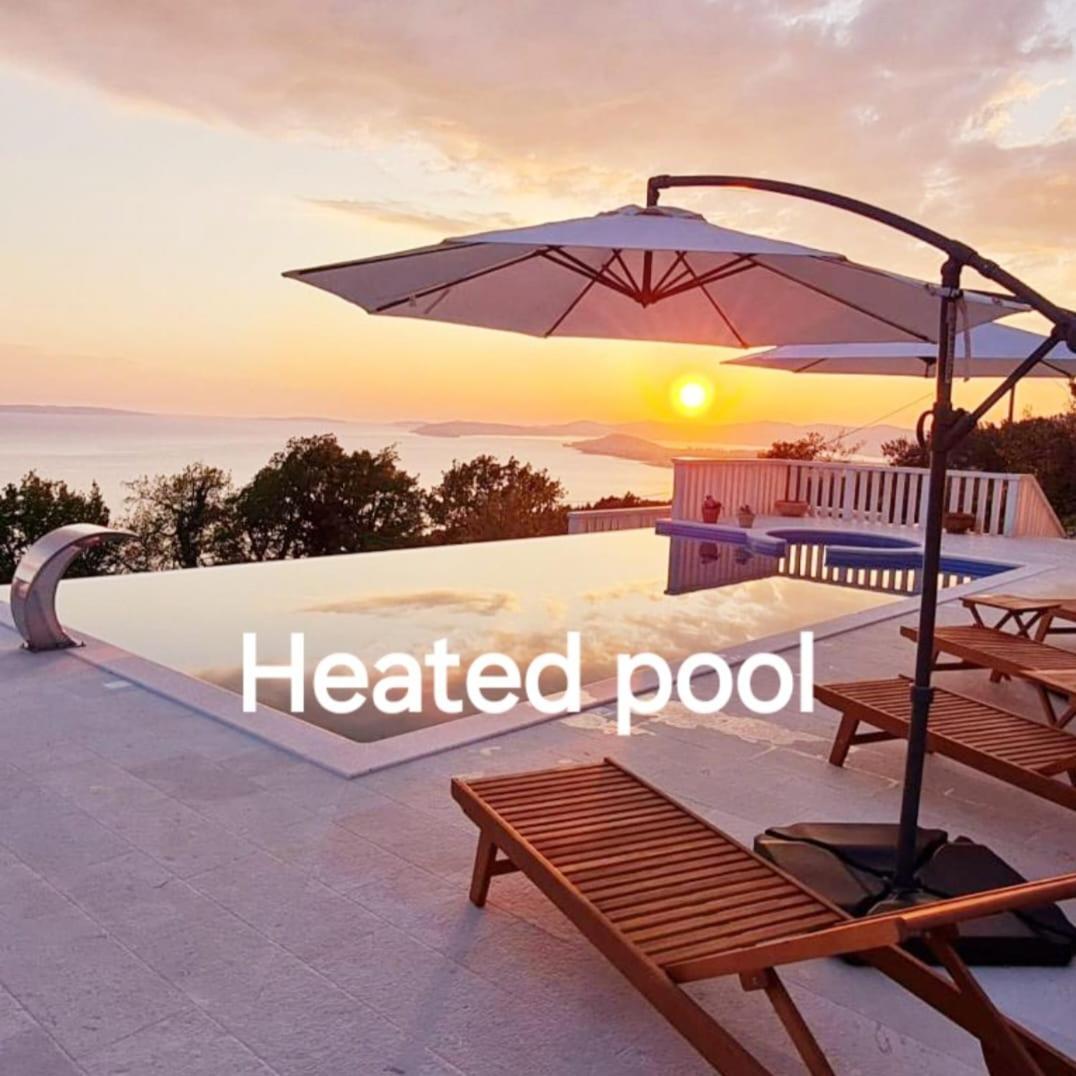 Sea View Luxury Apart Hotel Villa Conte With Swiming Pool And Romantic Spa Podstrana Bagian luar foto